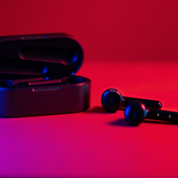 Wireless Earbuds Pro - Image 1